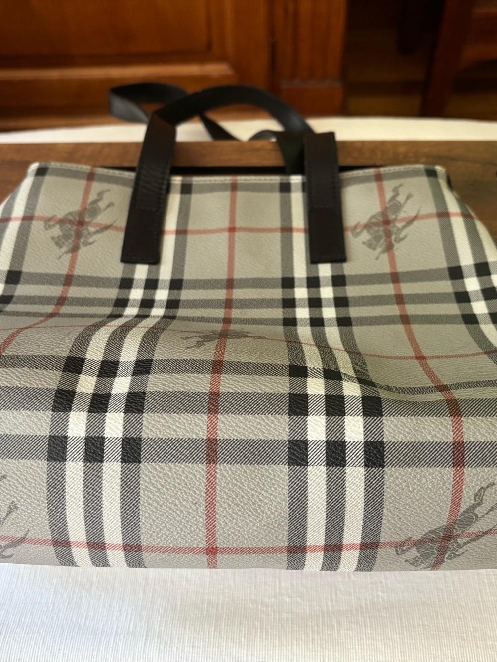 Women’s Vintage Burberry Gray Plaid Handbag - Picture 8 of 11